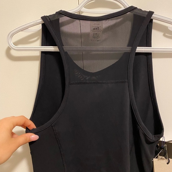 BNWT - TNA Globe Tank (S) - Picture 6 of 7